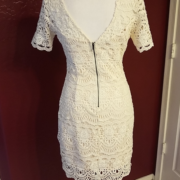 EUC Soieblu Off White Lace w/ Nude Lining Dress S - Picture 3 of 5